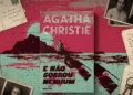 Capa do livro E Não Sobrou Nenhum envolta em uma decoração especial baseada em sua temática.